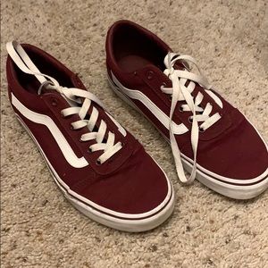 Vans Women’s Ward Lo Sneaker